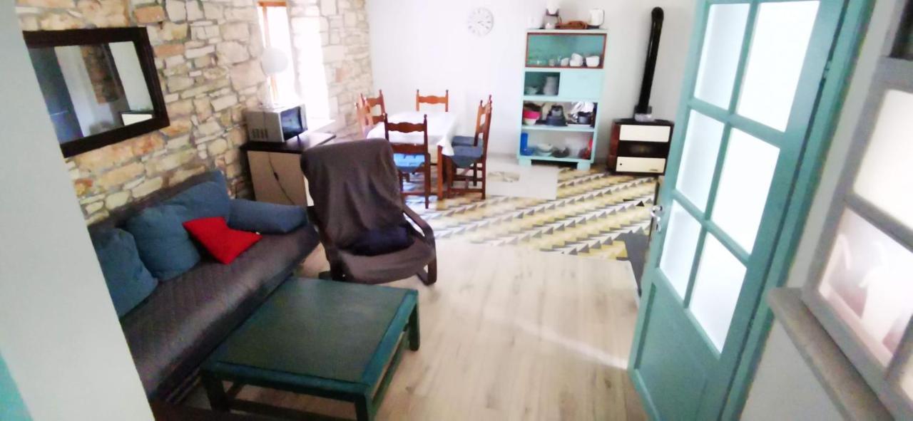 Eti And Mia Holiday Apartments Muntic Bagian luar foto